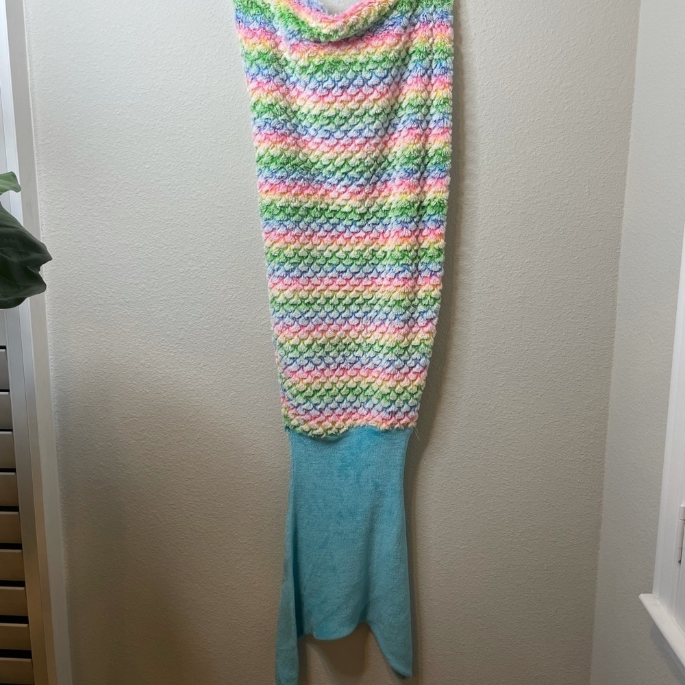 Kids Mermaid Tail Blanket